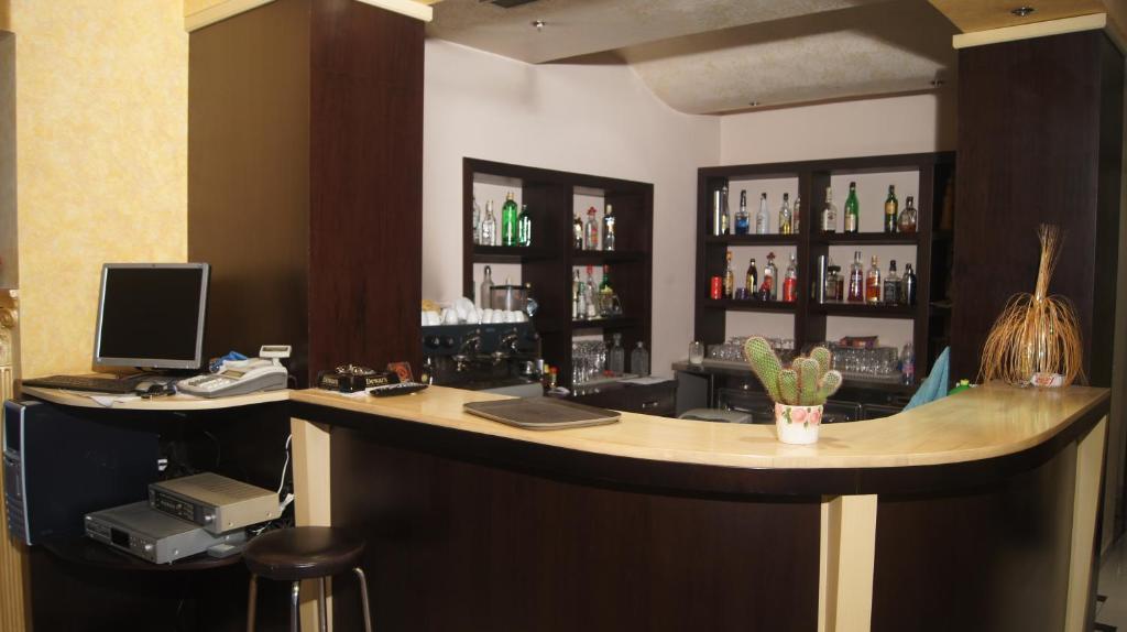 地拉那布里斯都酒店 外观 照片